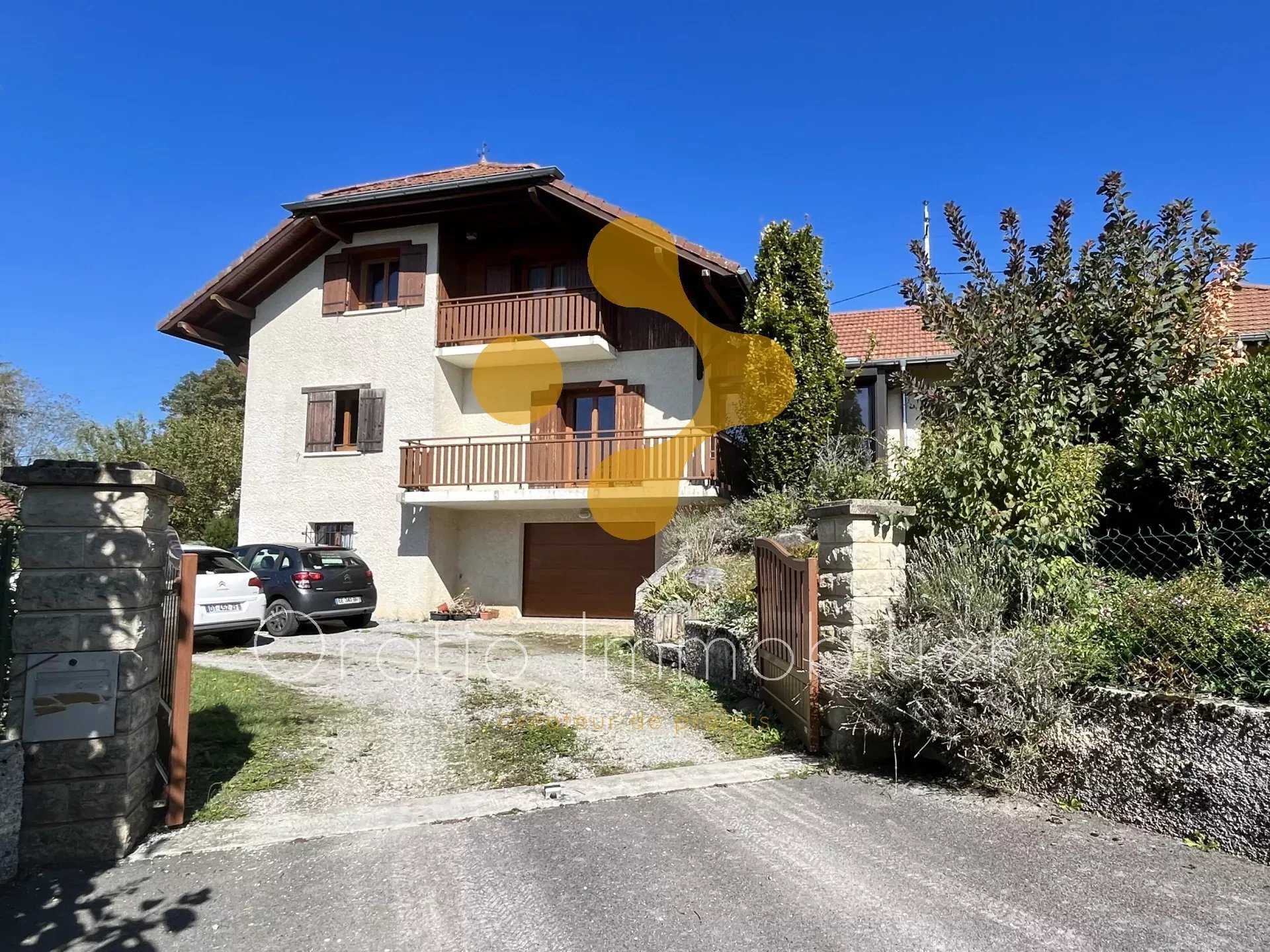 Residential in Allonzier-la-Caille, Haute-Savoie 12263238