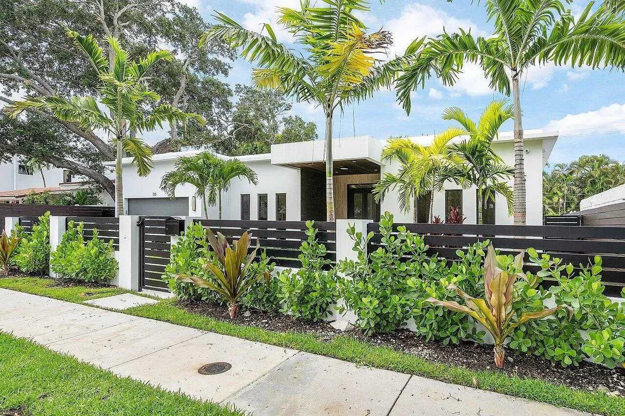 House in Fort Lauderdale, Florida 12263366