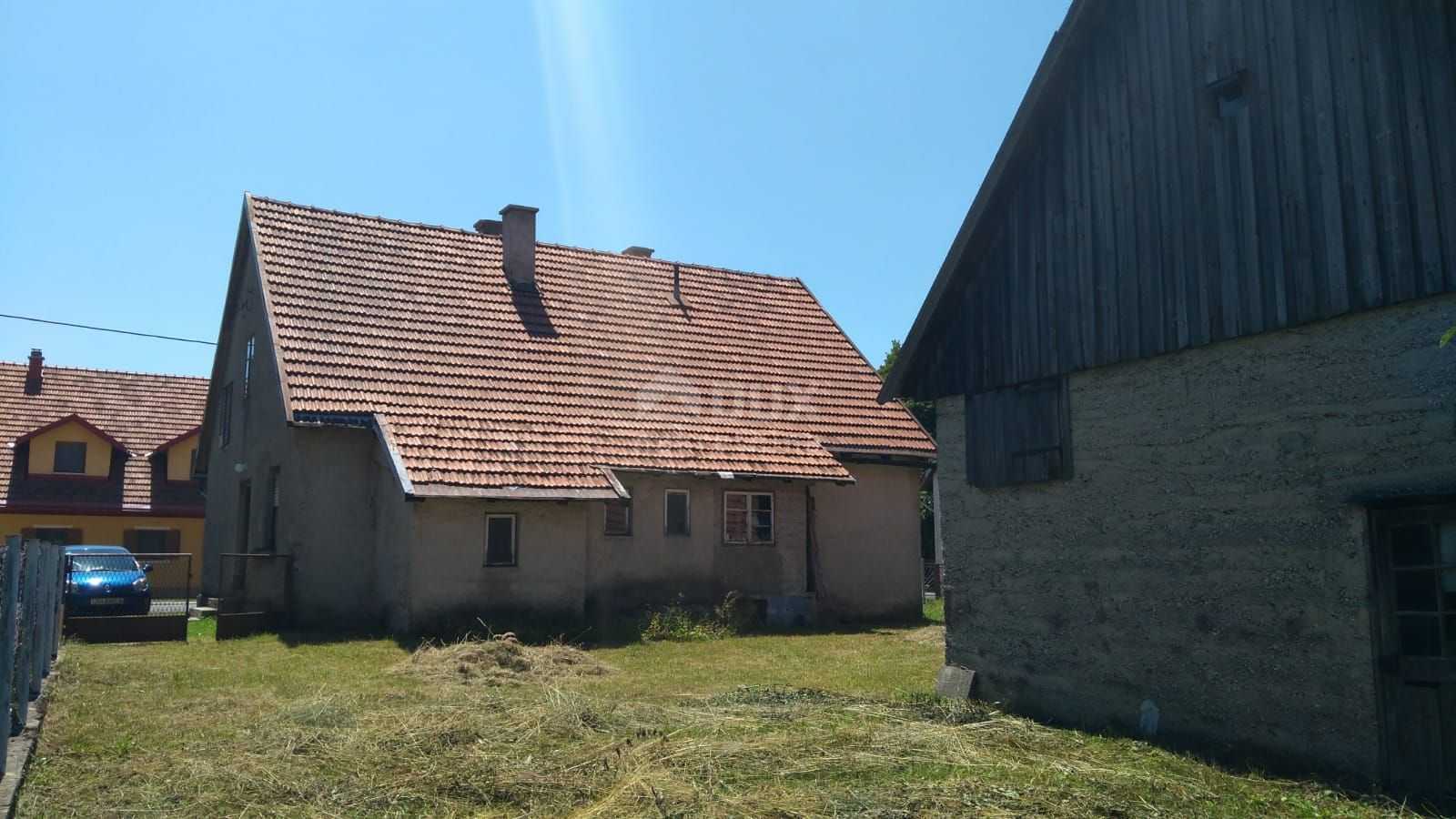 Talo sisään Ravna Gora, Primorsko-Goranska Zupanija 12263470