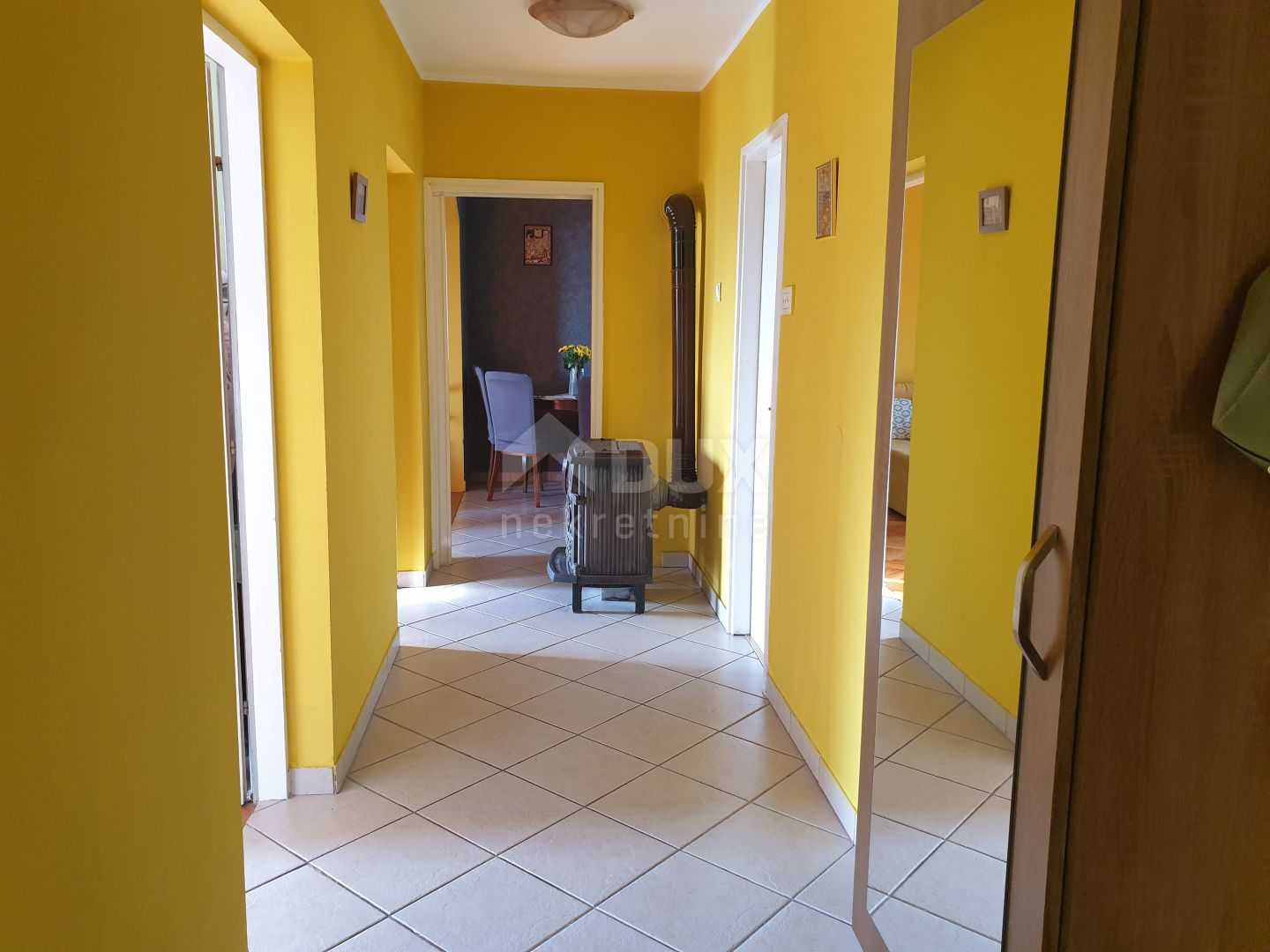 Квартира в Дренова, Приморсько-Горанська жупанія 12263477