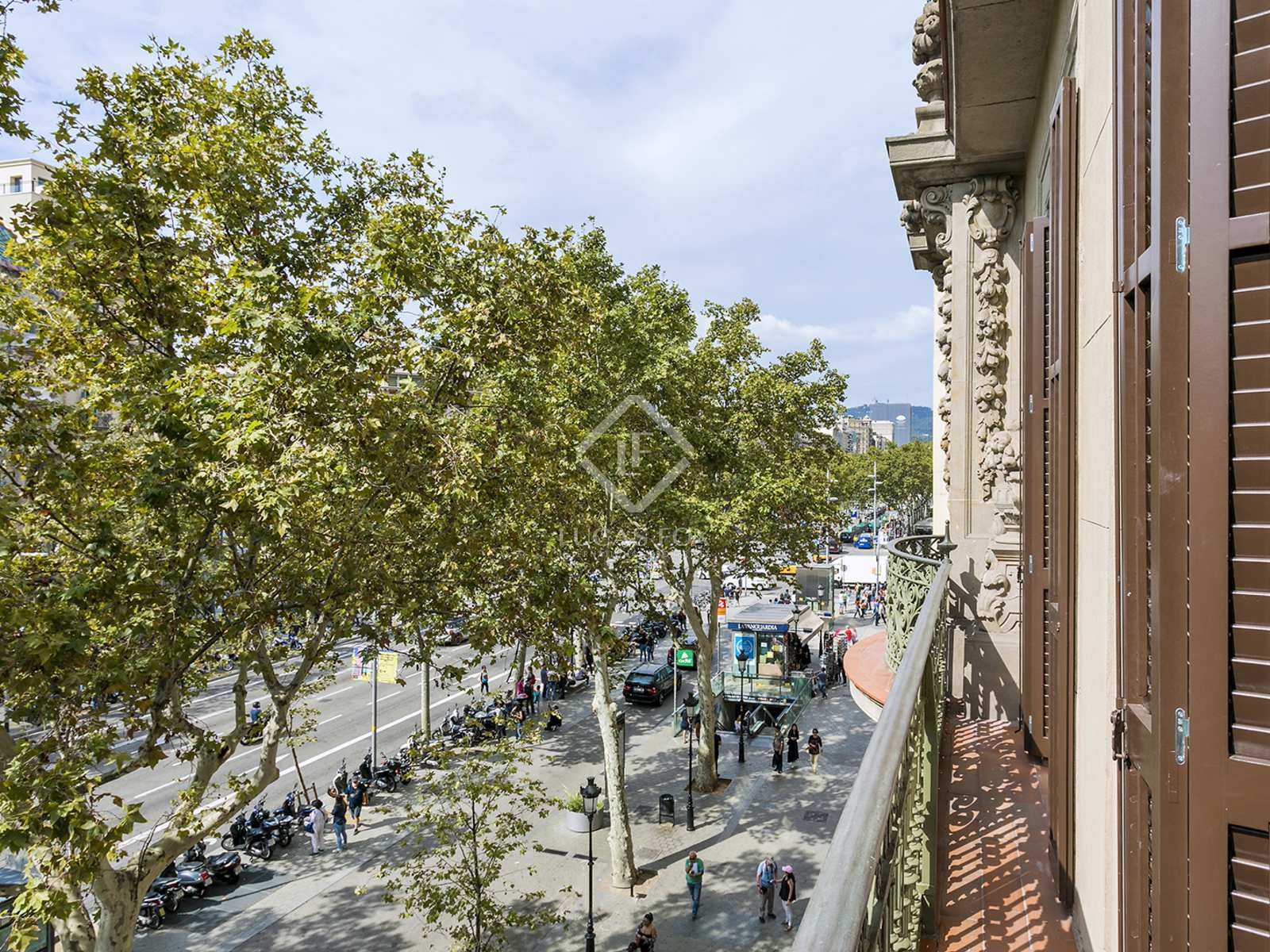 Condominium in Barcelona, Catalonia 12263620