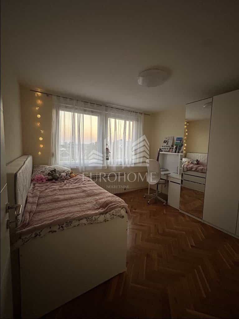公寓 在 斯潘斯科, 萨格勒布，毕业 12264030