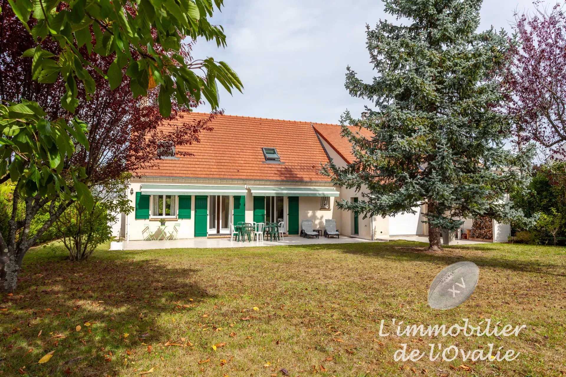 House in Marcoussis, Ile-de-France 12264666