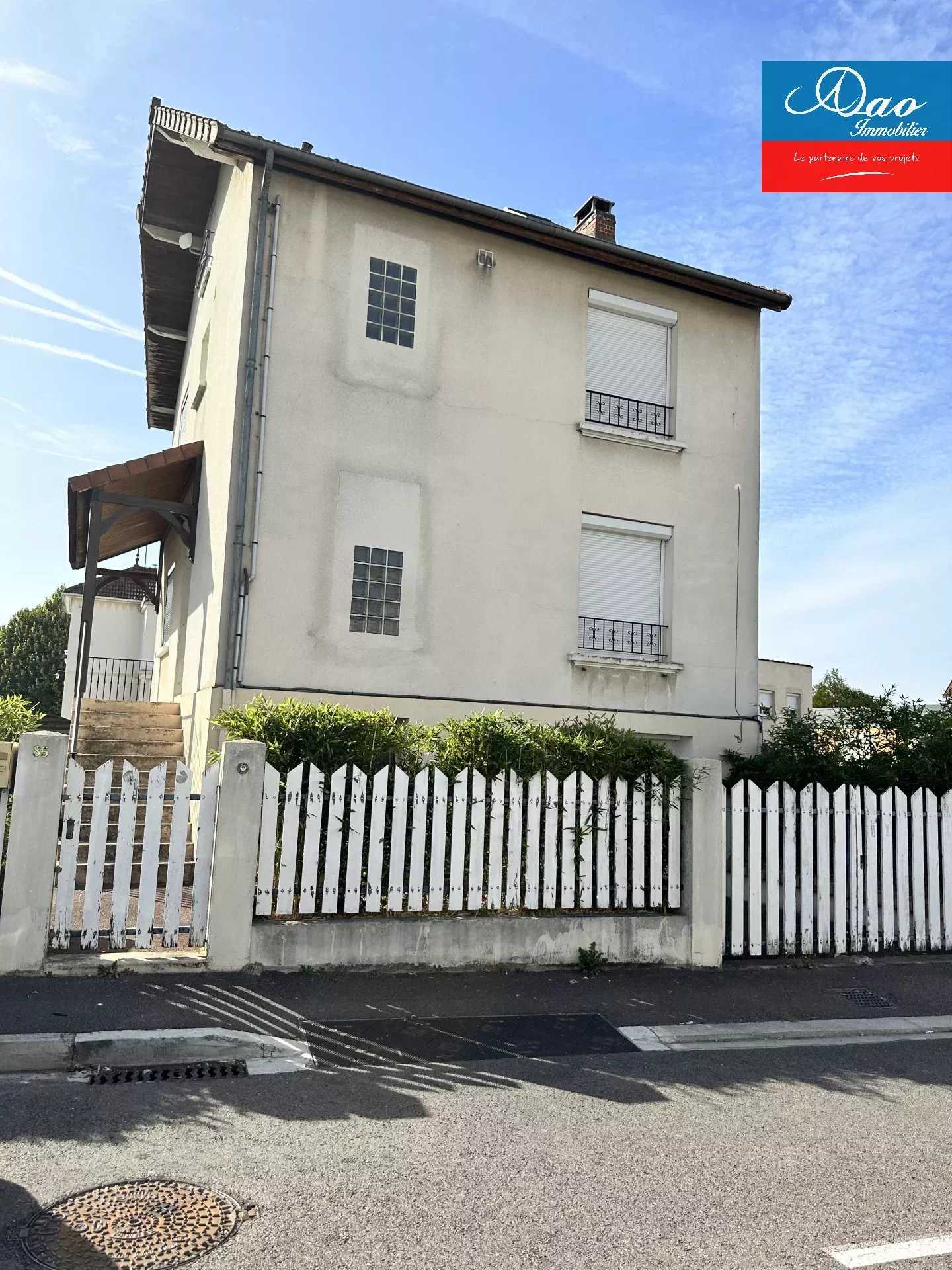 Huis in Sainte-Savine, Grand Est 12264738