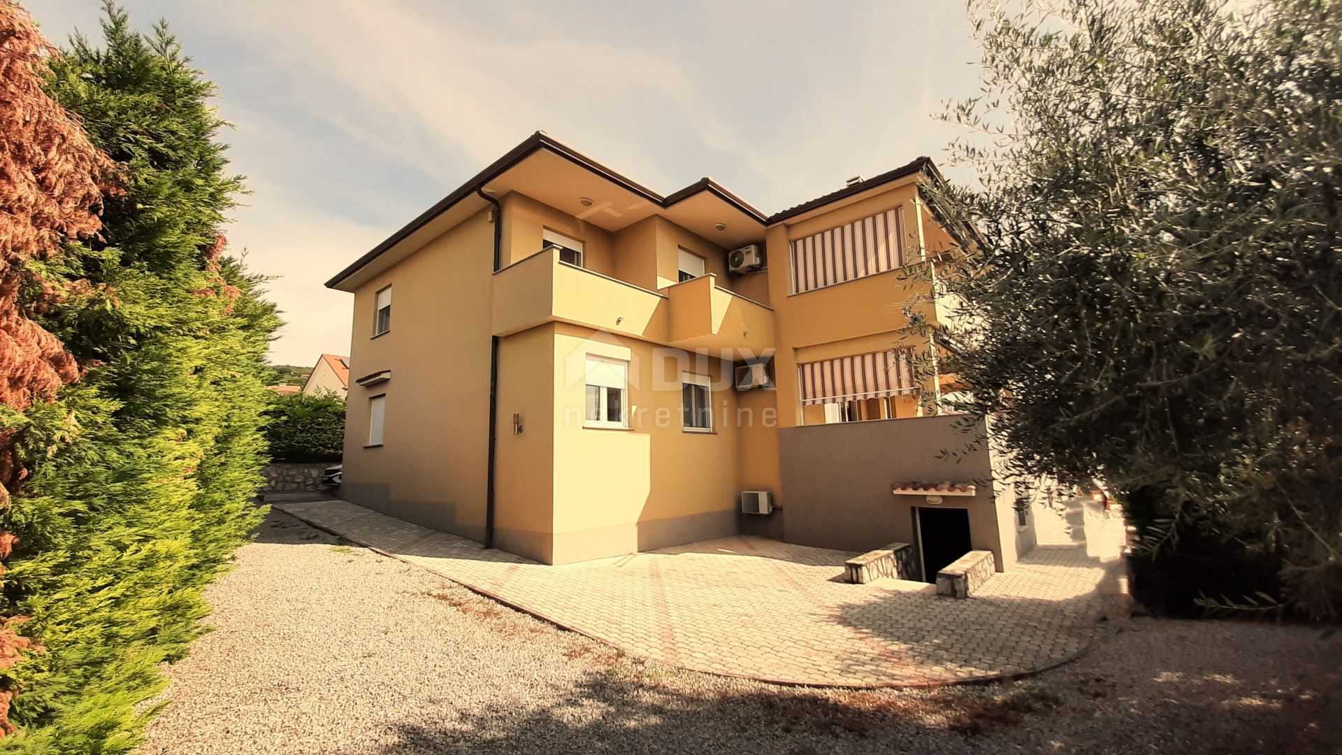 住宅 在 Paveki, Primorsko-goranska županija 12264919