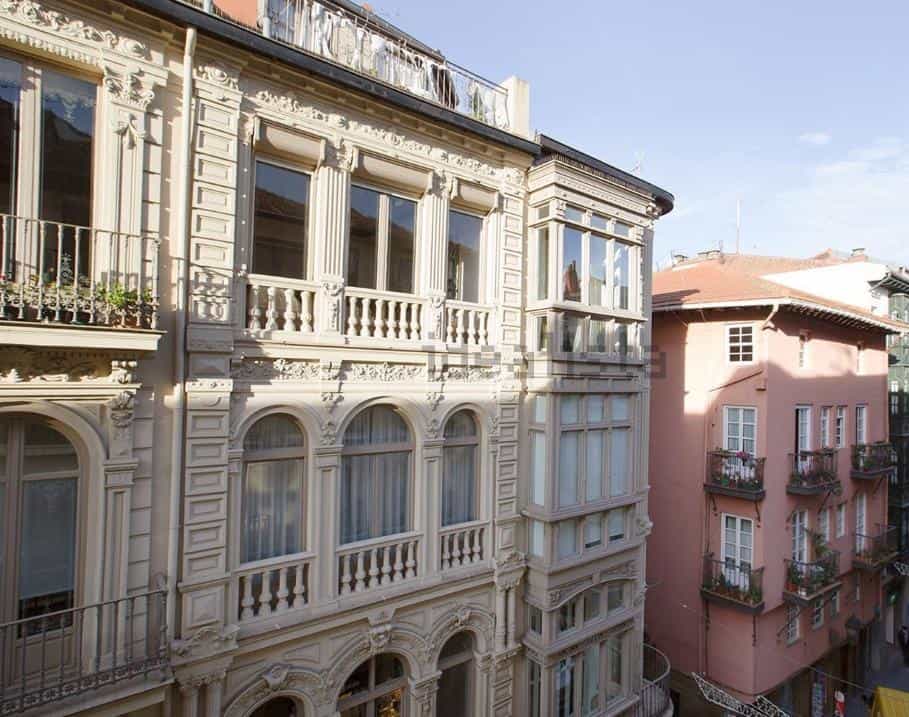 Eigentumswohnung im Bilbao, Baskenland 12266030