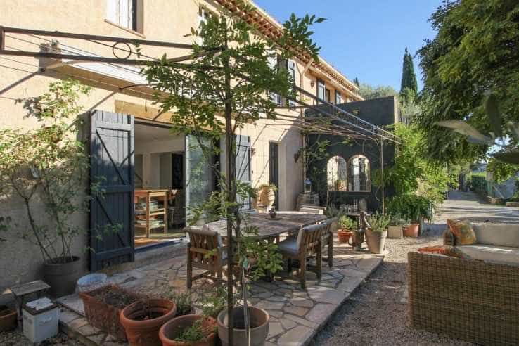 Hus i Montauroux, Provence-Alpes-Cote d'Azur 12268457