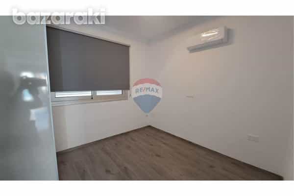 Condominium in Kato Polemidia, Limassol 12269563
