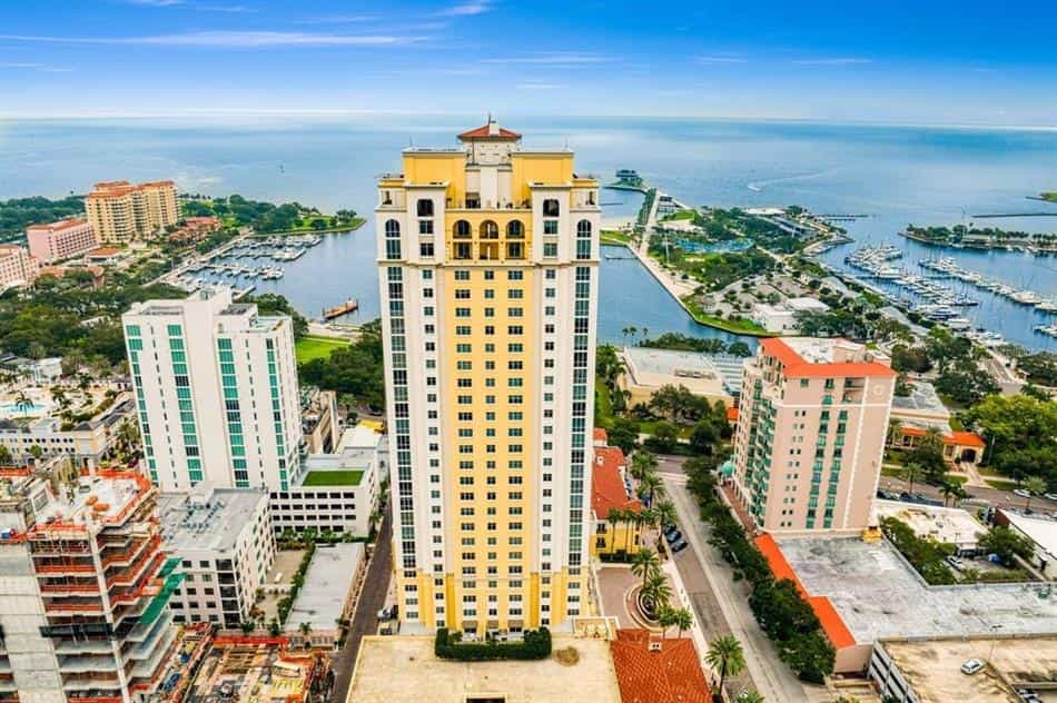 Condominium dans Saint-Pétersbourg, Floride 12270242