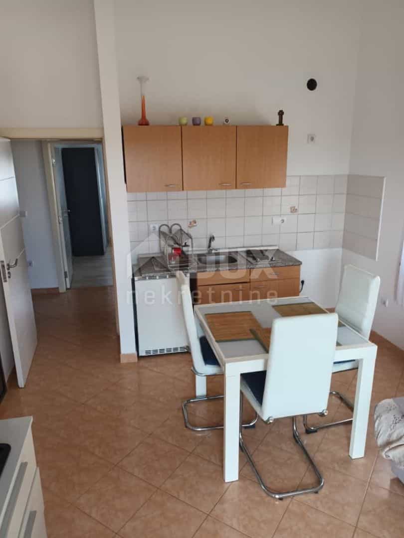 公寓 在 Vodnjan, Istarska Zupanija 12270568