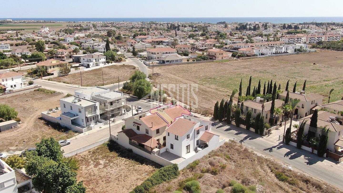 House in Perivolia, Larnaka 12270746