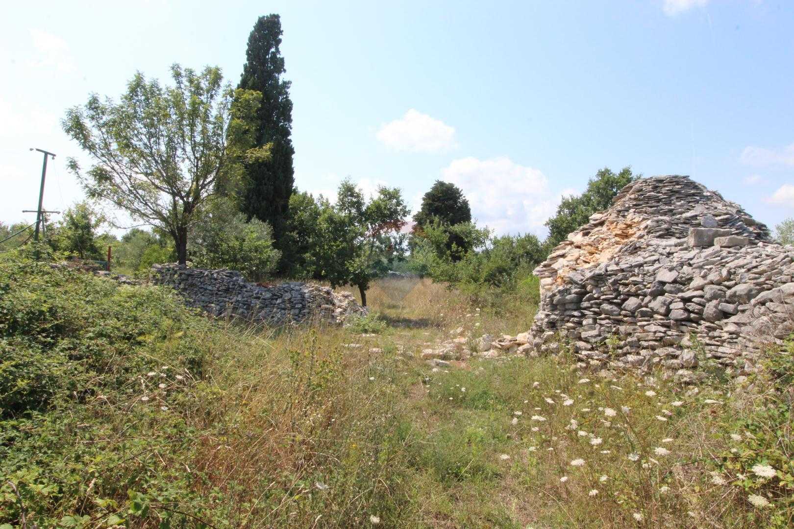 Tanah dalam Vodnjan, Istarska Zupanija 12271081