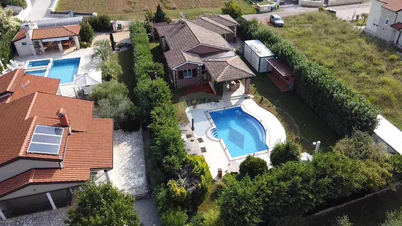 House in Kastelir, Istarska Zupanija 12271090