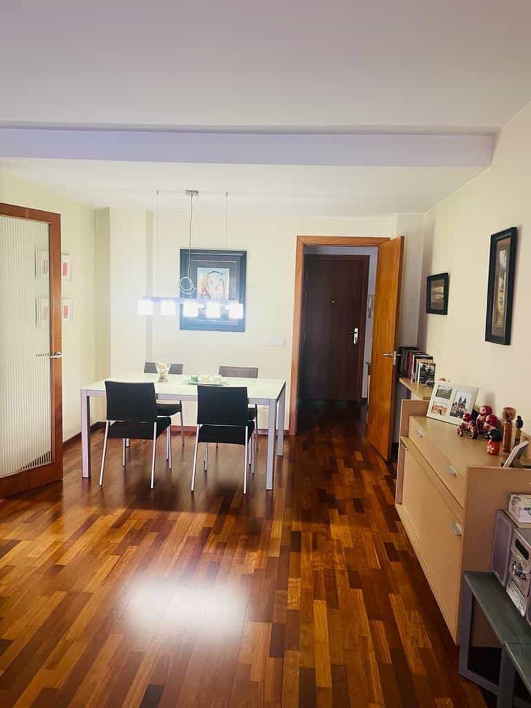 公寓 在 Girona, Catalonia 12273668