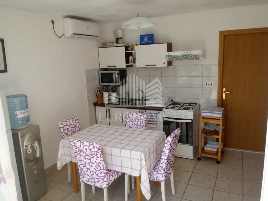 casa en Batalazi, Zadarska Županija 12274276