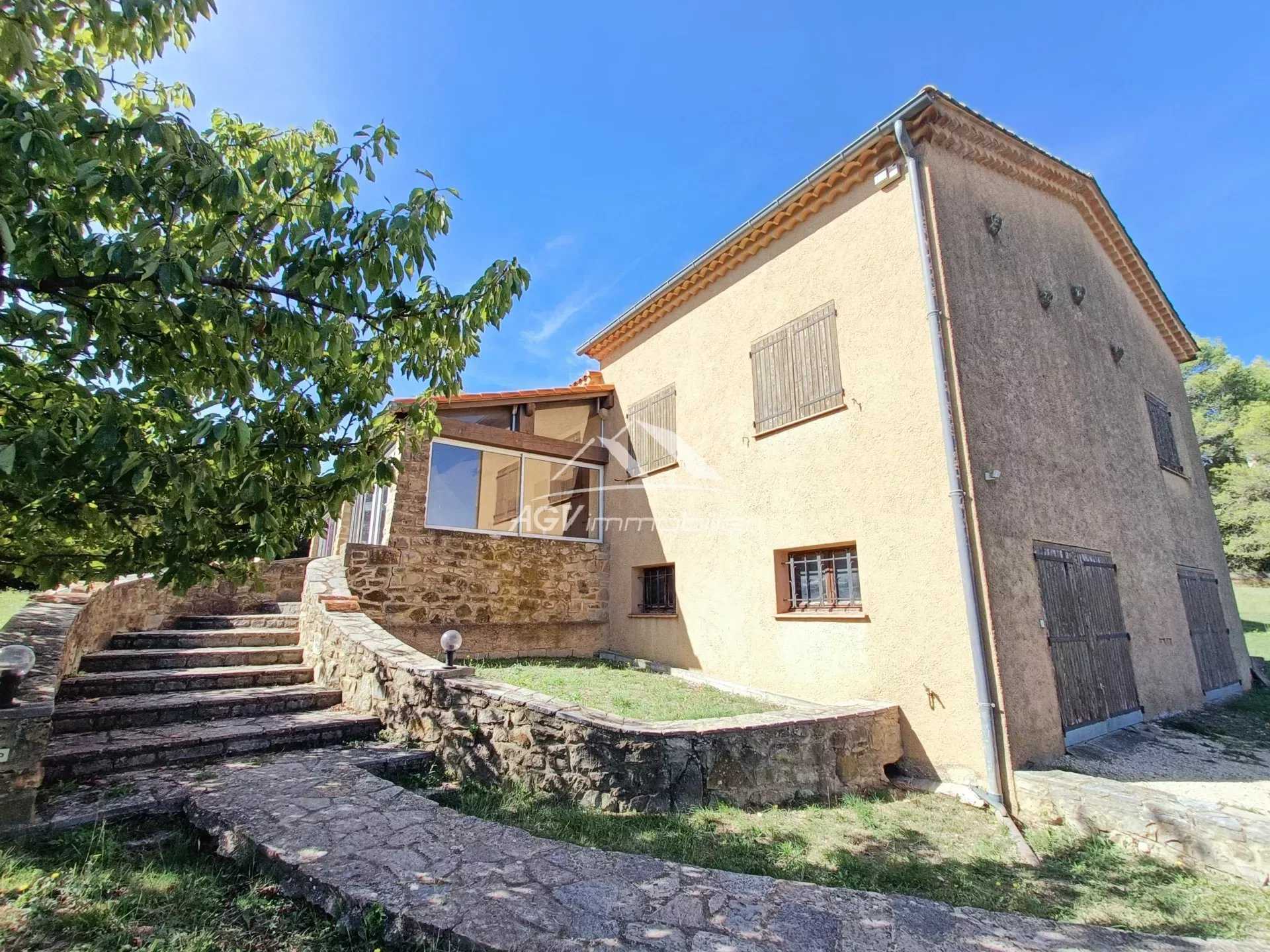 rumah dalam Saint-Privat-des-Vieux, Occitanie 12274884