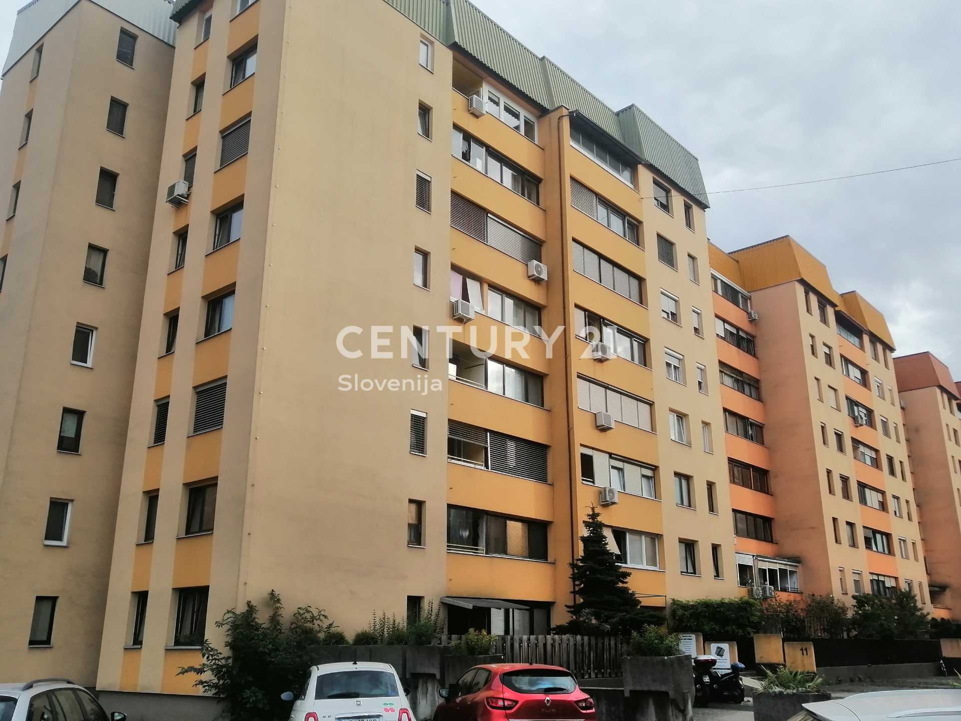 Condominium dans Maribor, Maribor 12275244
