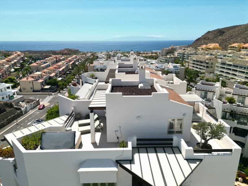 Квартира в Los Cristianos, Canary Islands 12276465