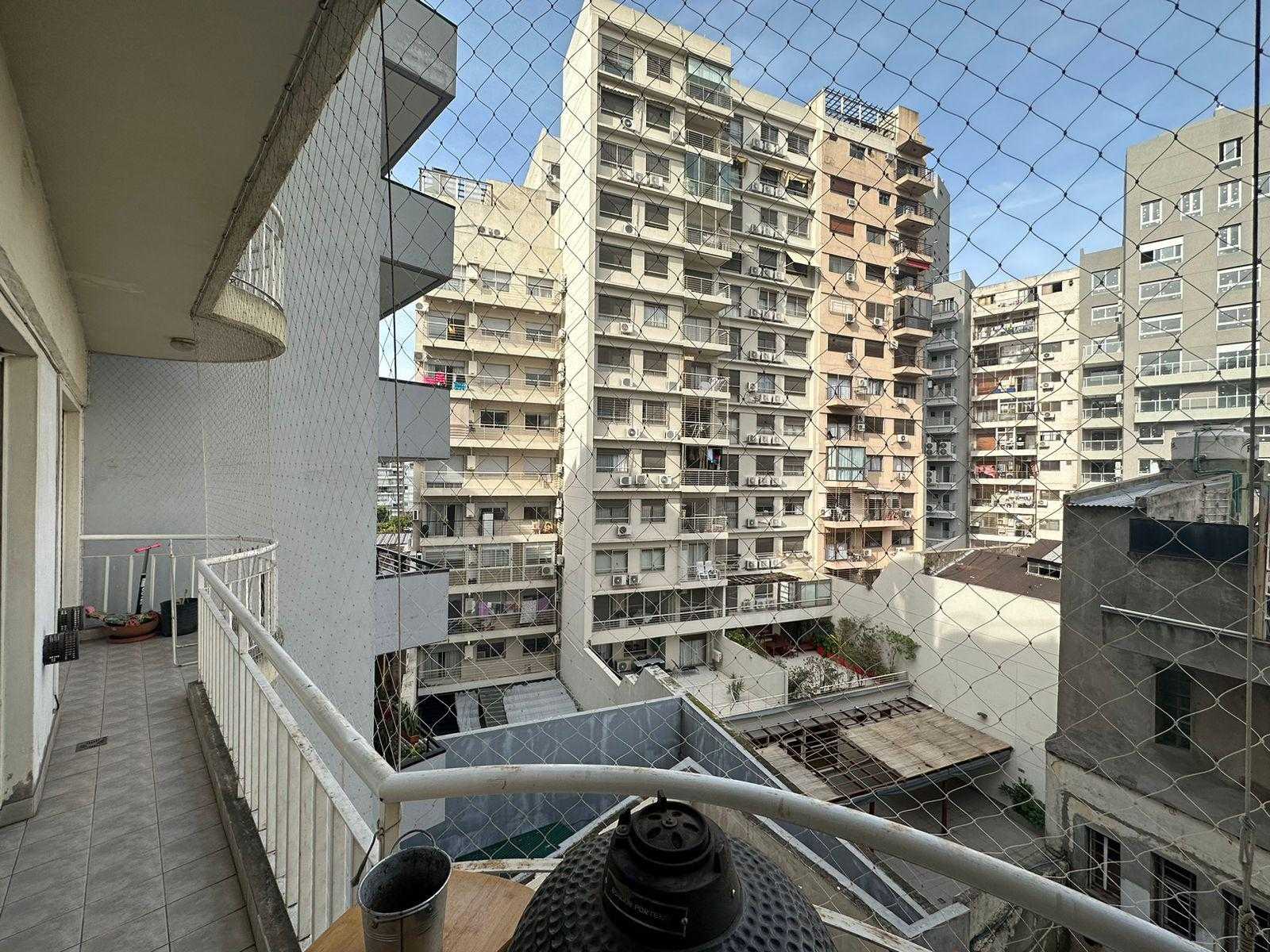 Condominium in Buenos Aires, Buenos Aires, Ciudad Autonoma de 12276787
