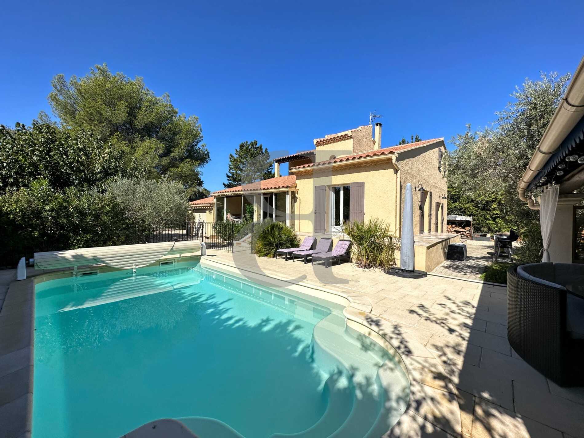 Rumah di L'Isle-sur-la-Sorgue, Provence-Alpes-Cote d'Azur 12277063