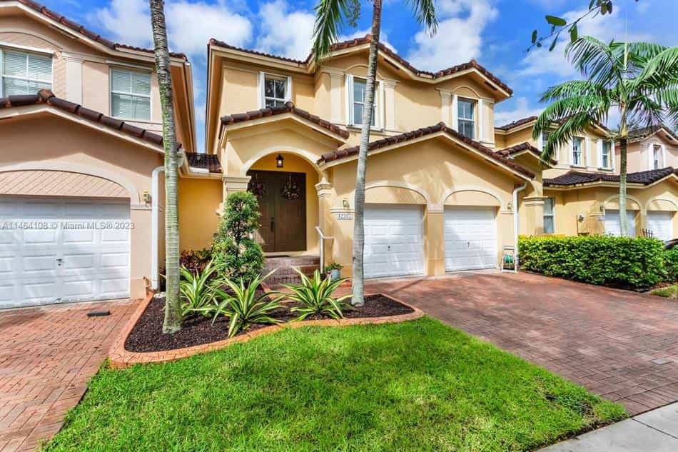 House in Three Lakes, Florida 12277828