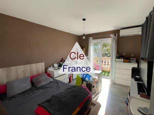casa en Juvignac, Occitanie 12278021