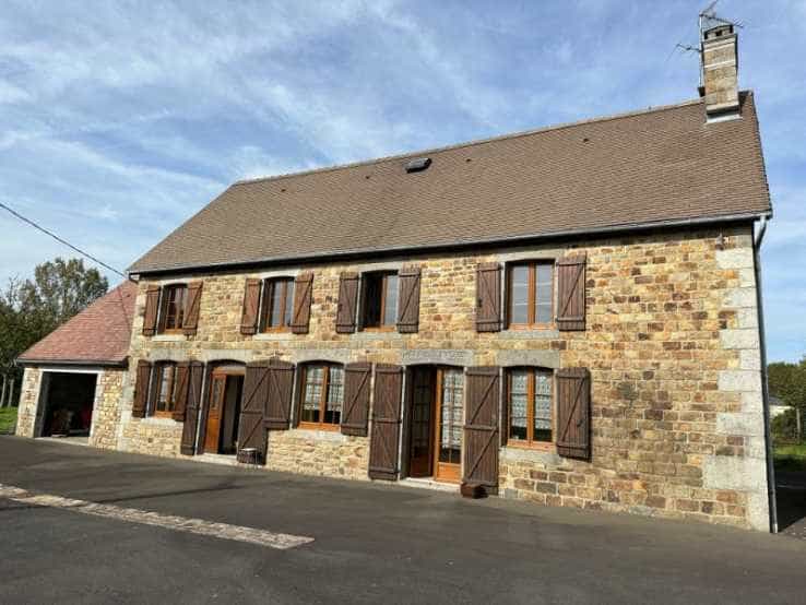 Dom w Villedieu-les-Poêles-Rouffigny, Normandy 12278545