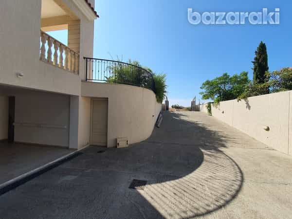 Condominium in Pyrgos, Larnaca 12279750