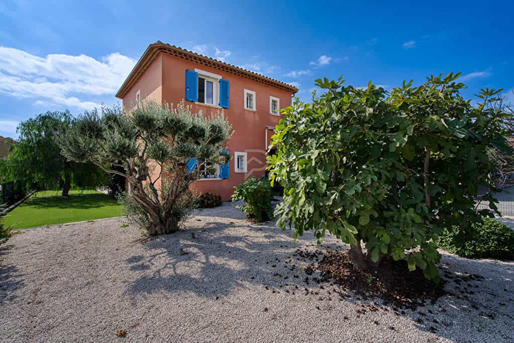 casa no Sainte Maxime, Provença-Alpes-Costa Azul 12280361