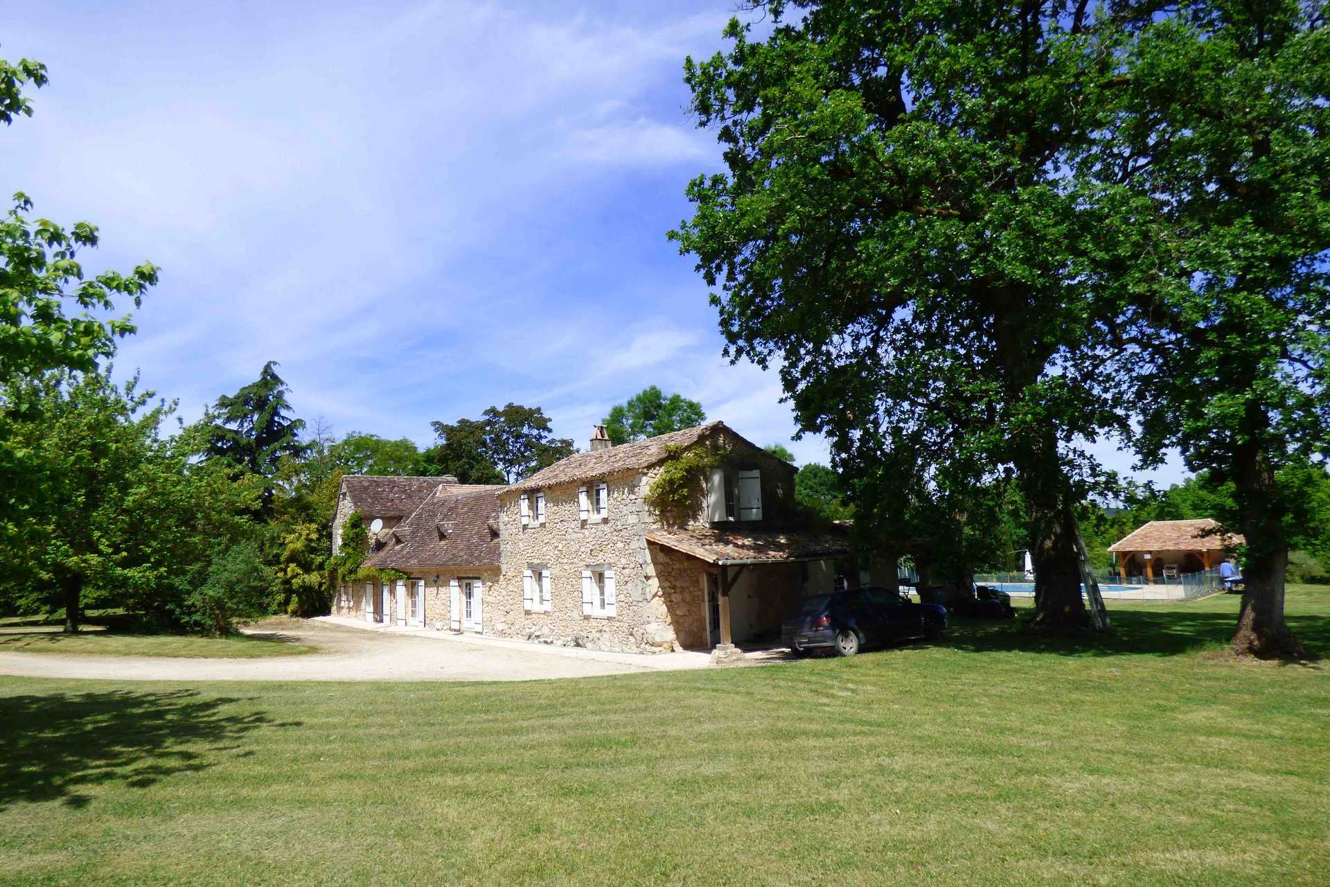 rumah dalam Faux, Nouvelle-Aquitaine 12281459