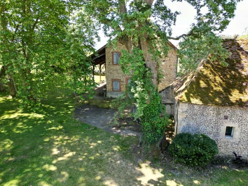 House in Arzacq-Arraziguet, Nouvelle-Aquitaine 12283360