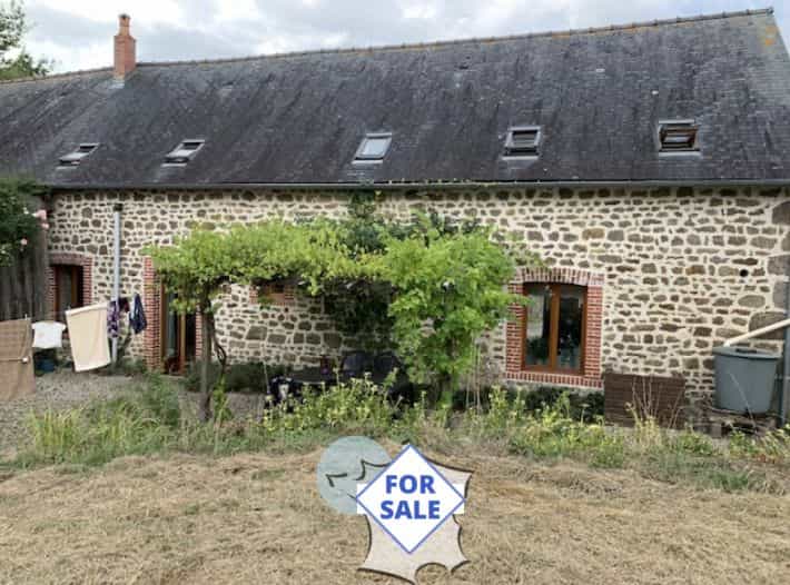 House in Gorron, Pays de la Loire 12283818