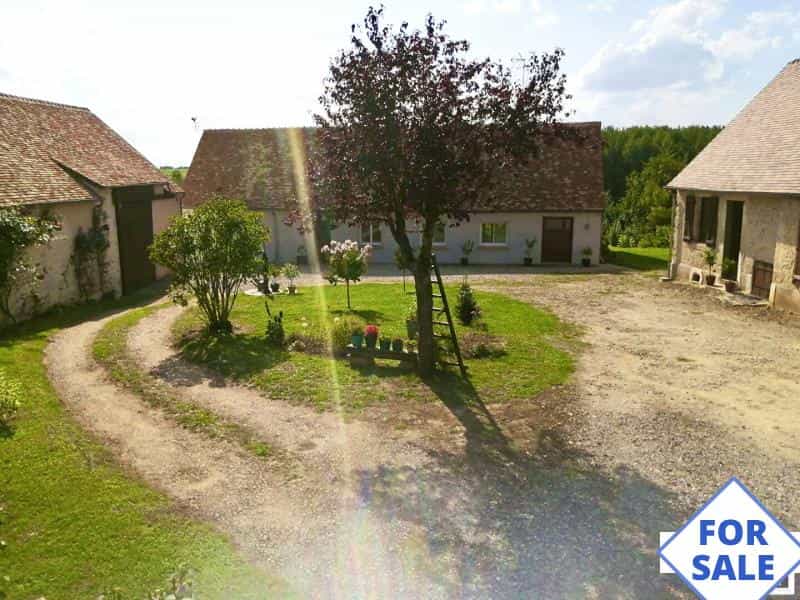 بيت في Origny-le-Roux, Normandie 12283897