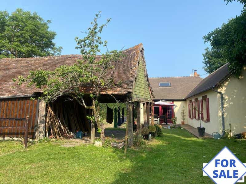 Hus i Neuilly-le-Bisson, Normandie 12283925