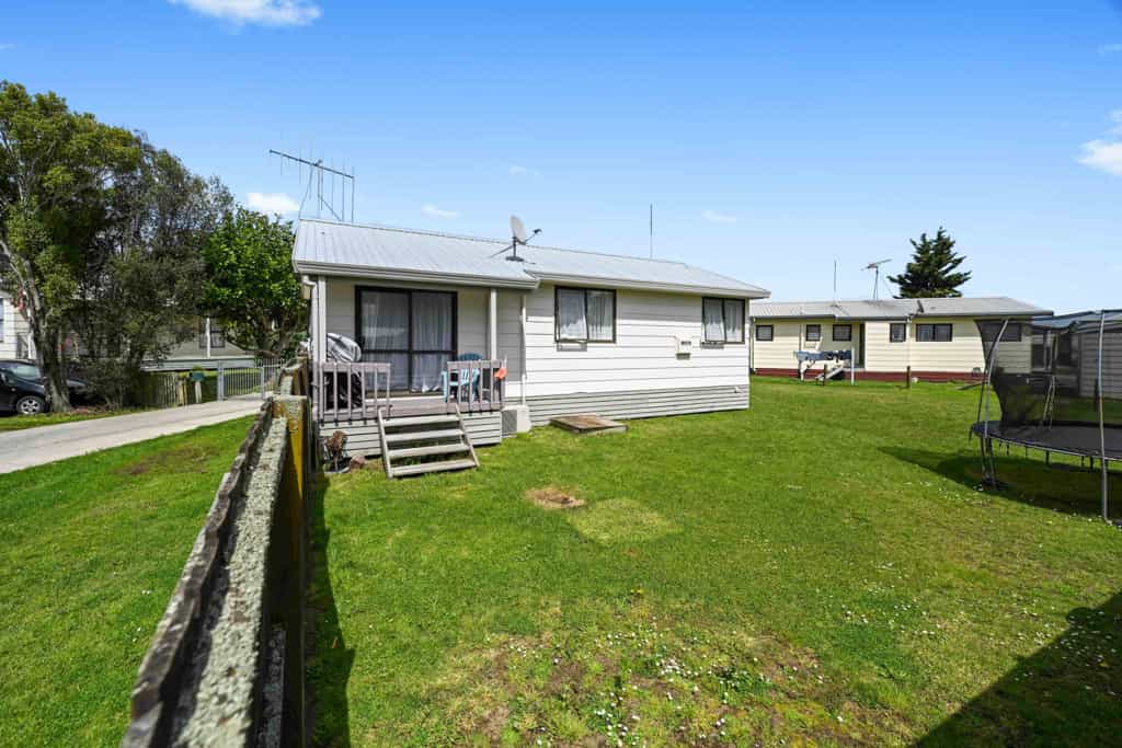 Condominium in Hamilton, Waikato 12283970