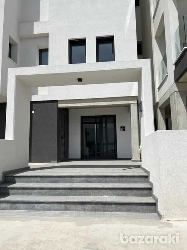 Condominium in Kato Polemidia, Lemesos 12284139