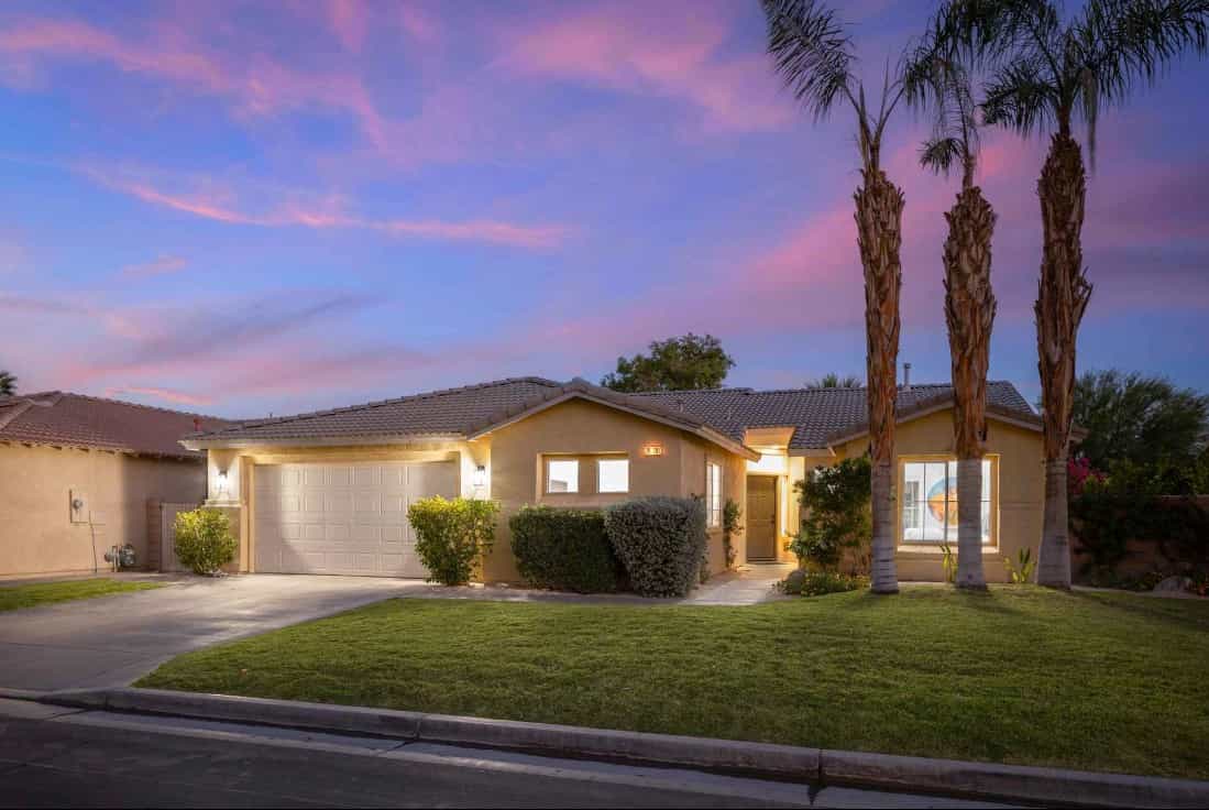 House in La Quinta, California 12284490