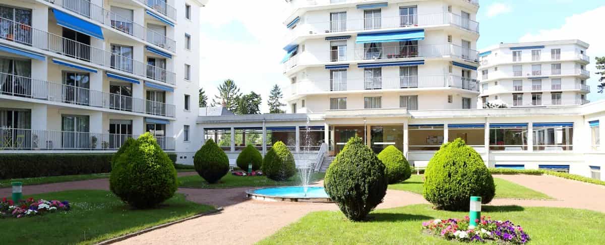 Condominium dans Visites, Centre-Val de Loire 12284757
