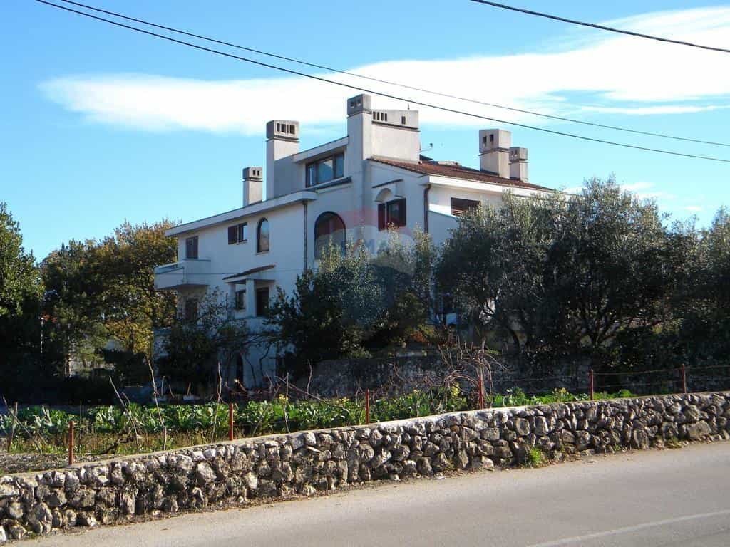Huis in Malinska, Primorsko-Goranska Zupanija 12285413