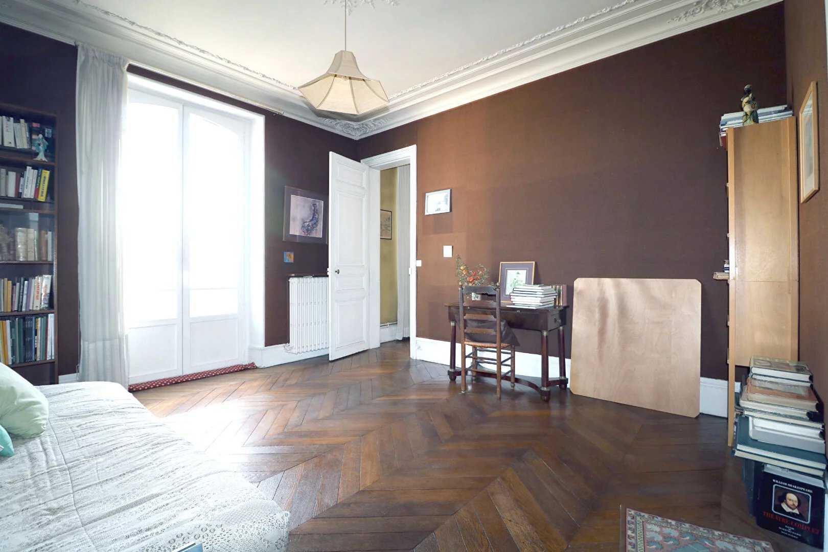 公寓 在 Versailles, Ile-de-France 12285882