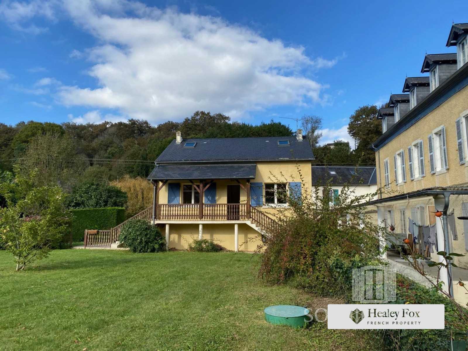 House in Ance Féas, Nouvelle-Aquitaine 12287045