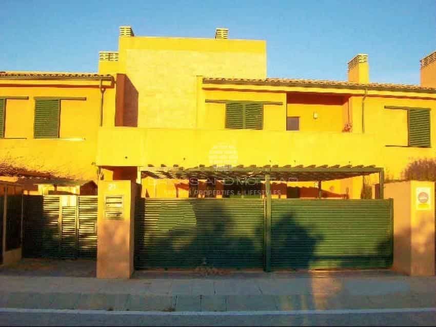 Condominium in La Ametlla de Mar, Catalonia 12287399