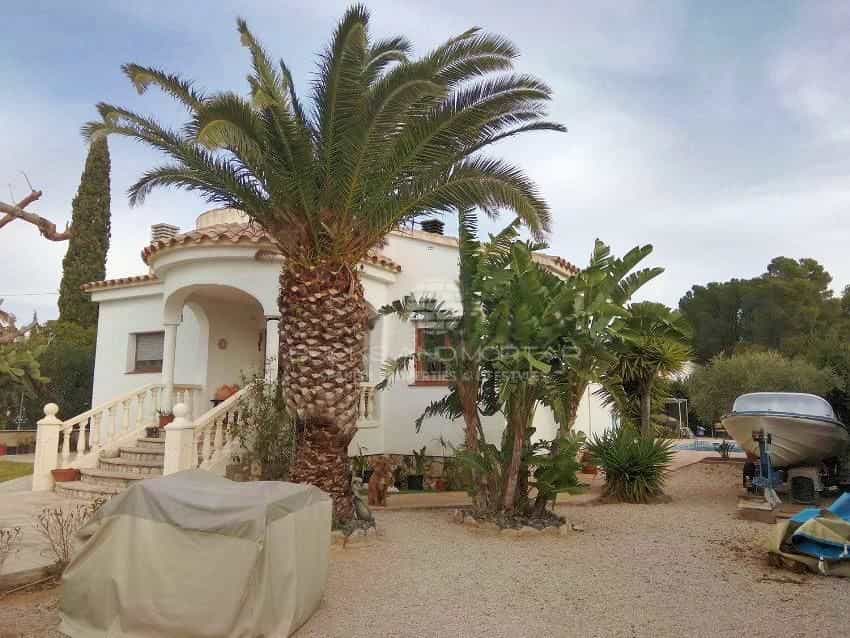 House in La Ametlla de Mar, Catalonia 12287403
