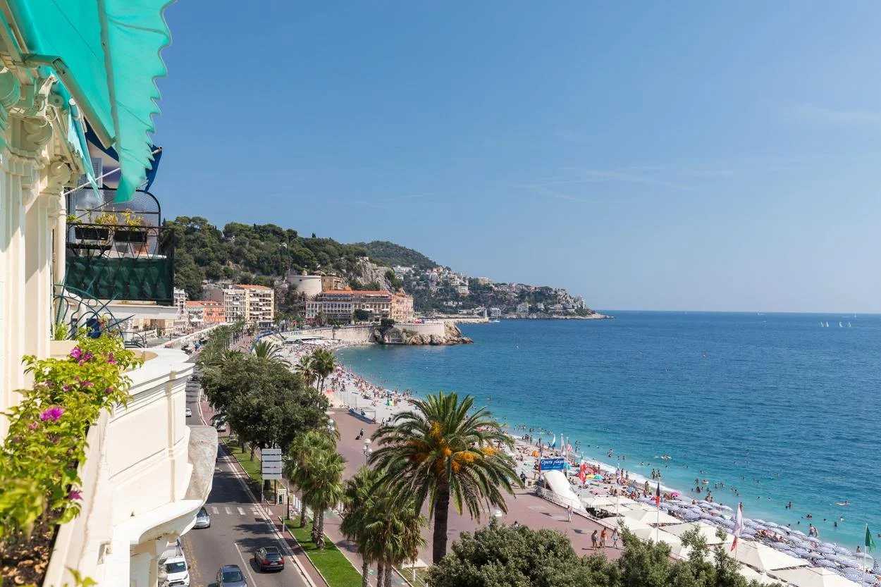 Osakehuoneisto sisään Nice, Provence-Alpes-Côte d'Azur 12287658