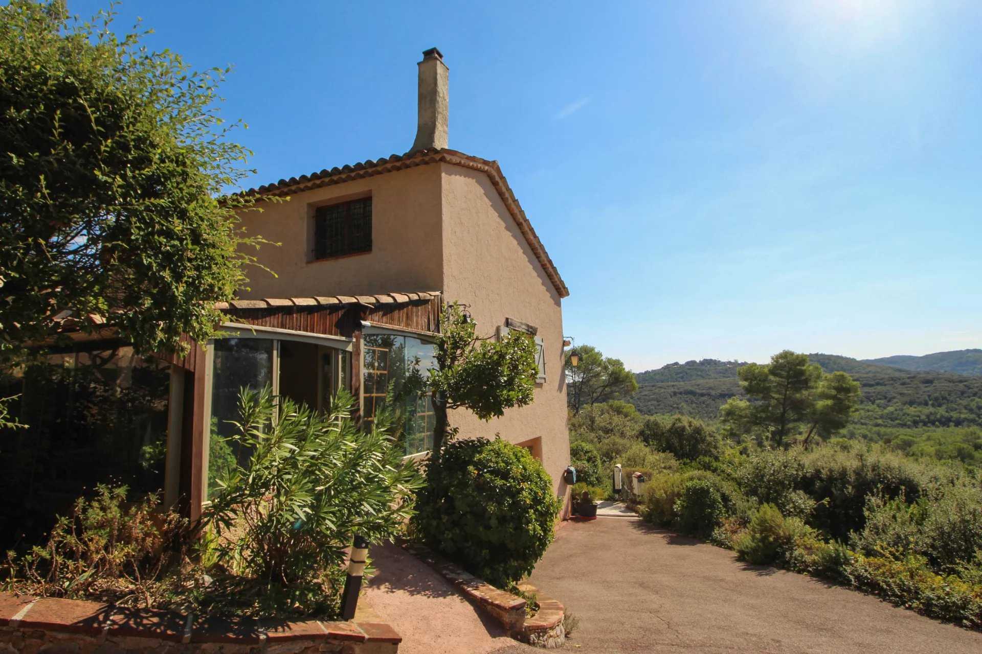 House in Montauroux, Provence-Alpes-Cote d'Azur 12287668