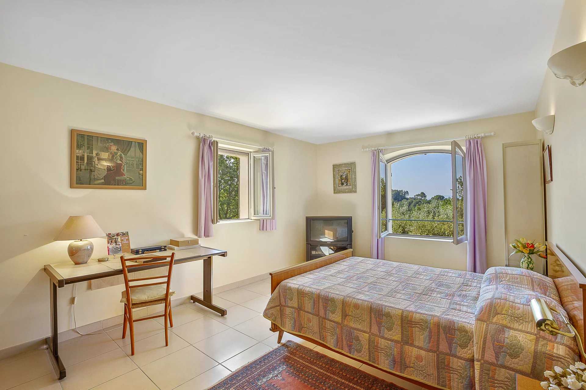 公寓 在 Draguignan, Provence-Alpes-Côte d'Azur 12287705