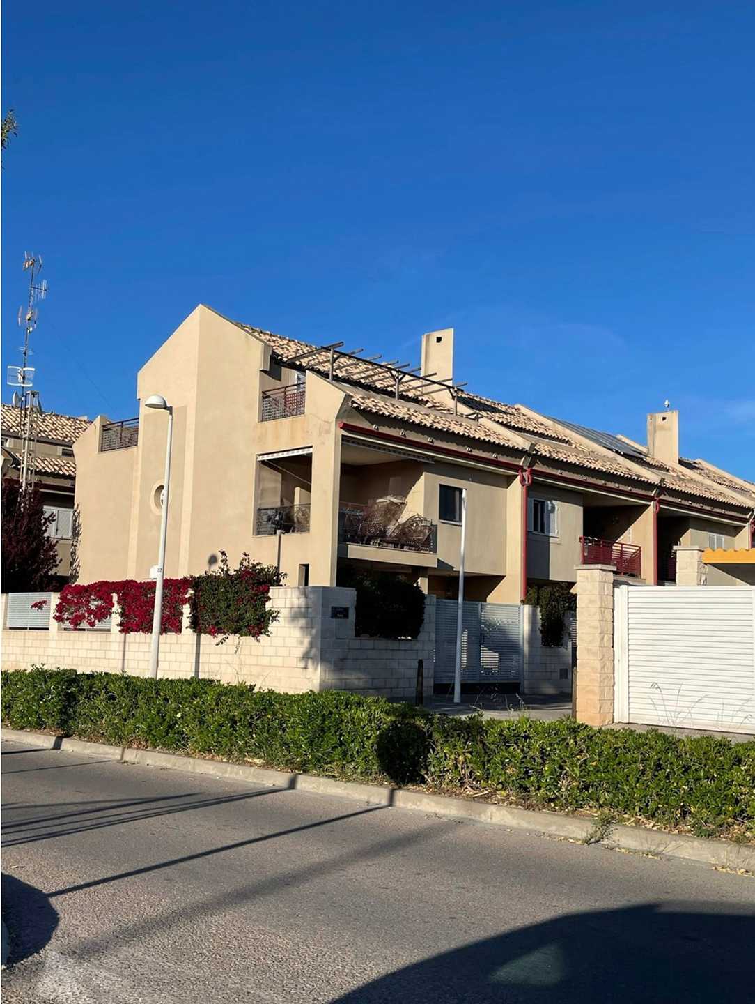 Будинок в Estacion de Los Valles, Валенсія 12288034