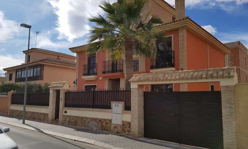 casa en Torrevieja, Valencia 12288258