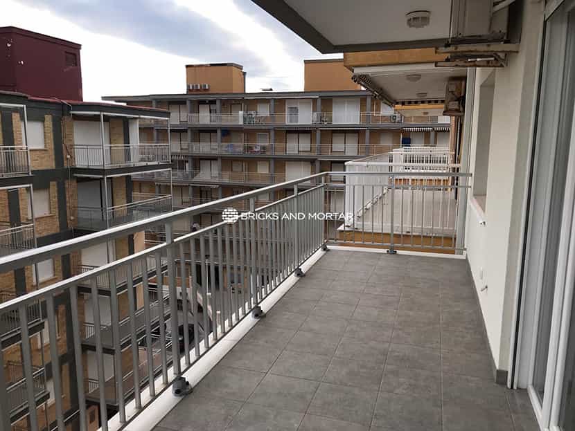 Condominium in Platja de Gandia, Comunitat Valenciana 12289006