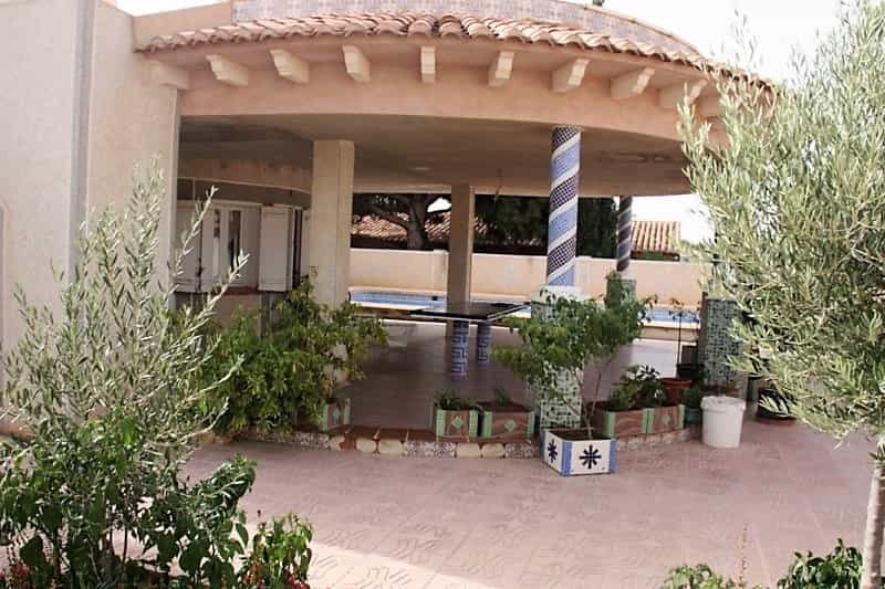 loger dans Torrevieja, Valencian Community 12289079